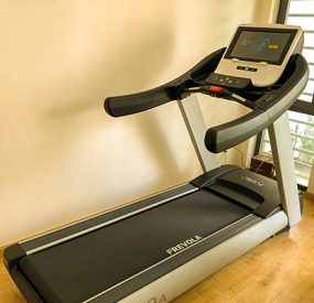 Máy chạy bộ Lifespan Tr2000i