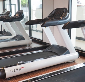 Máy chạy bộ Lifespan Tr2000i