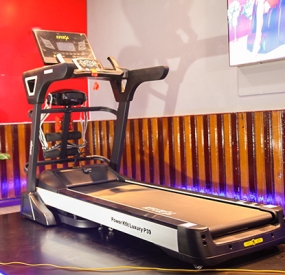 Máy chạy bộ Lifespan Tr2000i